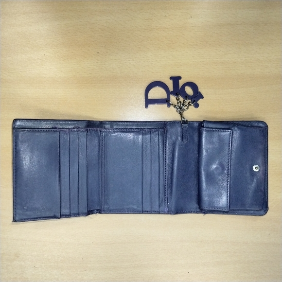 Authentic Christian Dior Lady Dior Bifold Patent Leather Wallet in Purple 💜 - Picture 11 of 16